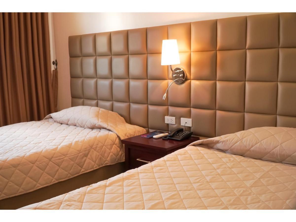 M28 Hotel And Apartments 케손시티 외부 사진